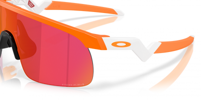 Oakley Resistor Çocuk Güneş Gözlüğü J901042 Matte Atomic Orange Prizm Field