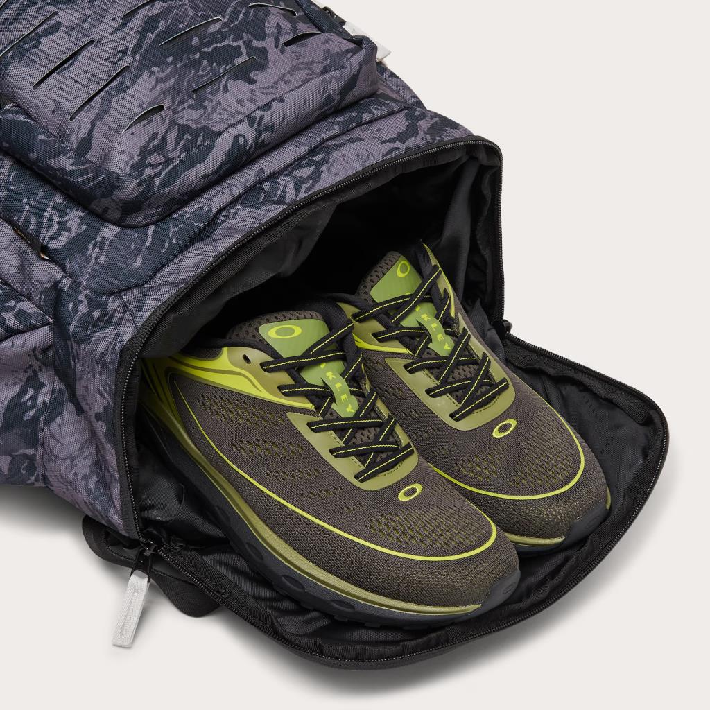 Oakley Ruck Pack Sırt Çantası FOS900293 9ZP Tiger Mountain Camo GR