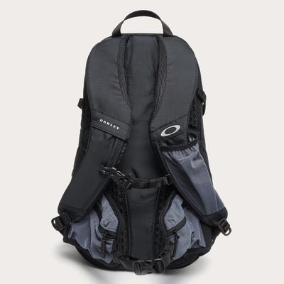 Oakley Seeker Traverse RC Hydra Bag Backpack FOS901475 02E Blackout