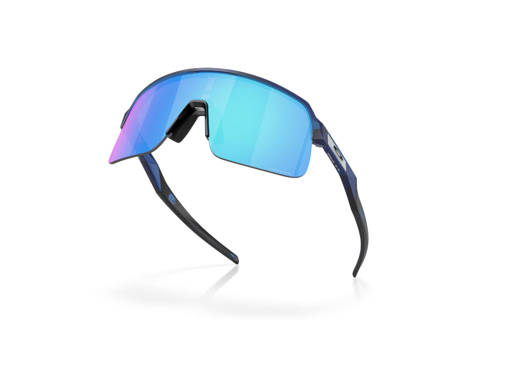 Солнцезащитные очки Oakley Sutro Lite S 949603, матовые, прозрачно-голубые, призматические, сапфировые