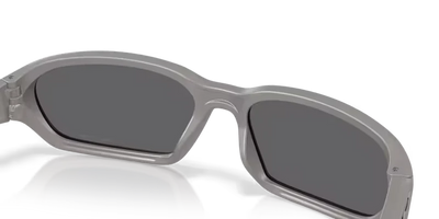 Oakley TerraForma Polarize Güneş Gözlüğü 953005 Titanium Prizm Black Polarized