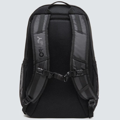 Oakley The Freshman Skate Backpack FOS901202 02E Blackout