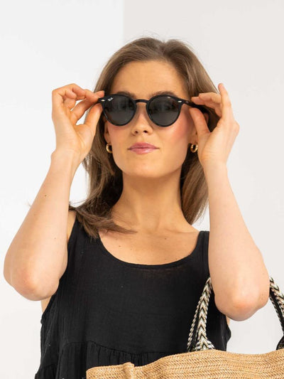 Солнцезащитные очки Ray-Ban 0RB2180 Опаловый Серый Фиолетовый Зеркальный с Градиентом Серебристый