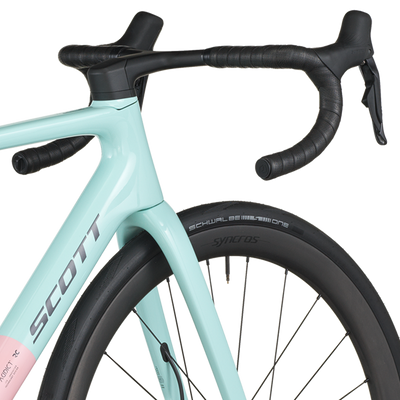 Scott Addict RC 10 Karbon Yol Bisikleti 2026