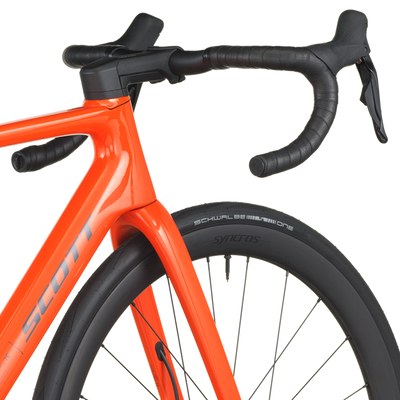 Scott Addict RC 30 Karbon Yol Bisikleti Flame Orange 2026