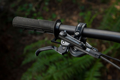 Shimano Deore 4 Piston Sol Hidrolik Disk Fren Seti Ön BL-M6100 / BR-M6120 EM61201JLFPRA100