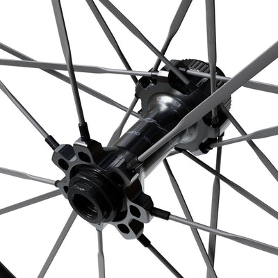 Shimano Dura-Ace R9370 C50 Ön Arka Karbon Jant Seti Tubeless WH-R9370-C50-TL EWHR9370C50LREDB / EWHR9370C50LFEDB