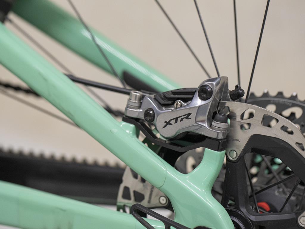 Shimano M9120 XTR Hydraulic Disc Rear Brake Set 4 Pistons IM9120JRRXSA170 