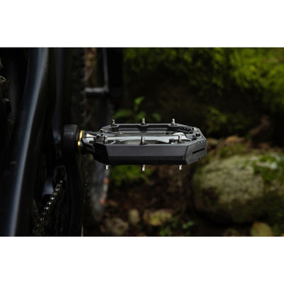 Shimano Saint DH Flat Bisiklet Pedalı PD-G8040 EPDG8040