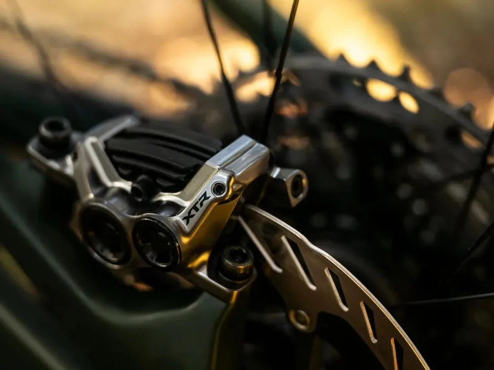 Shimano XTR Rear Disc Brake Set BL-M9220 / BR-M9220 Right New Model IM92201JRRXSA170