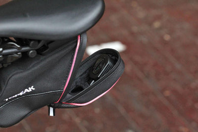 Topeak Aero Wedge IGlow Led Işıklı Sele Altı Çanta 0.5L Small TIG-AW02