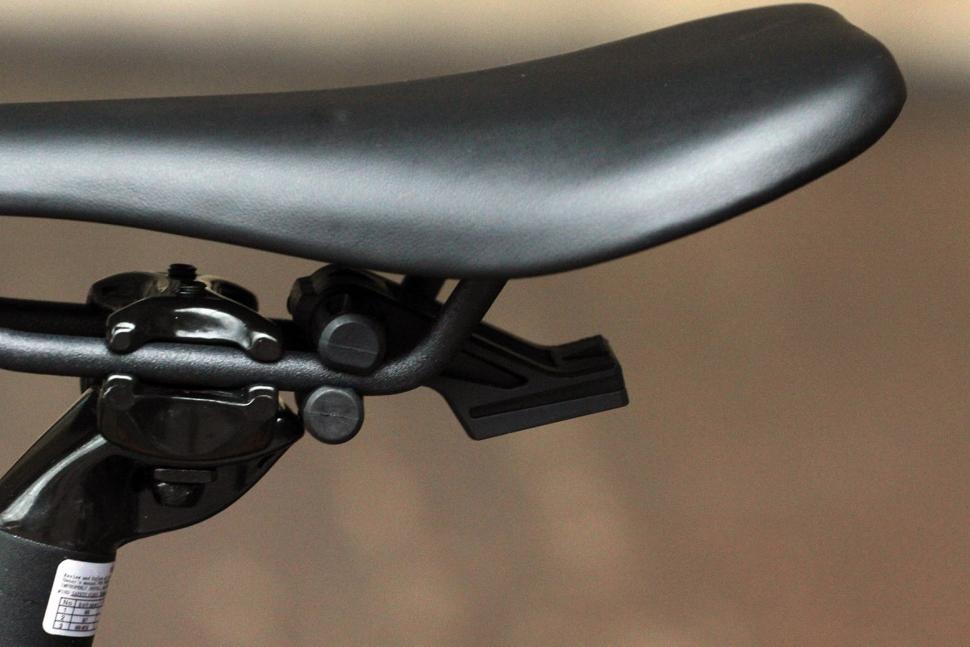 Topeak Aero Wedge IGlow Led Işıklı Sele Altı Çanta Medium TIG-AW05