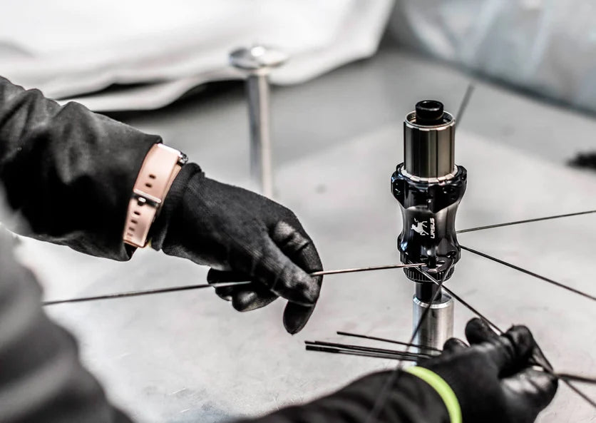 URSUS Orion Yol Gravel Bisiklet Jant Seti Tubeless Sokma Mil 12x00/12x142mm TA12 JNT-800