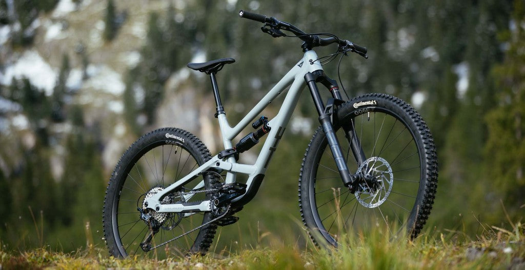 YT Capra 29 CORE 2 AL Enduro Mountain Bike 2026