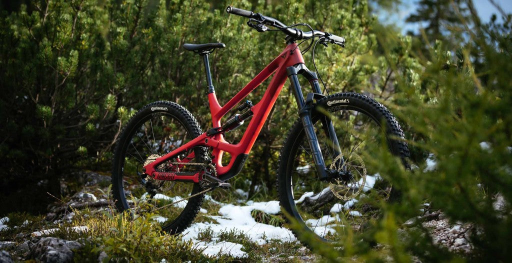 YT Capra 29 CORE 2 CF Карбоновый эндуро-велосипед 2026